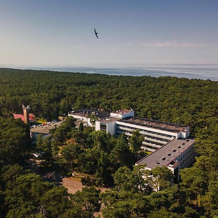 Osrodek Delfin Rewita Hotel Jurata Exterior foto