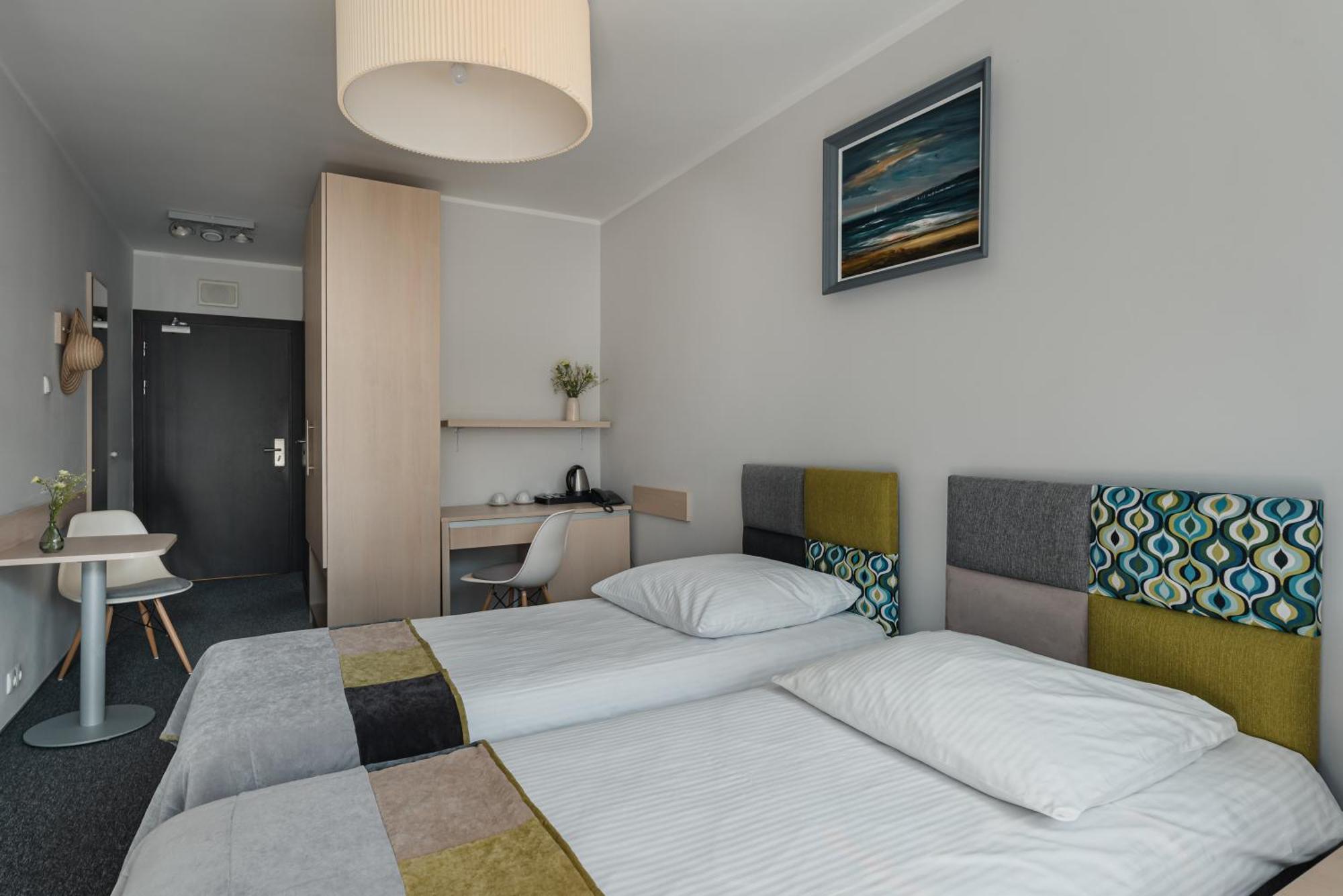 Osrodek Delfin Rewita Hotel Jurata Exterior foto